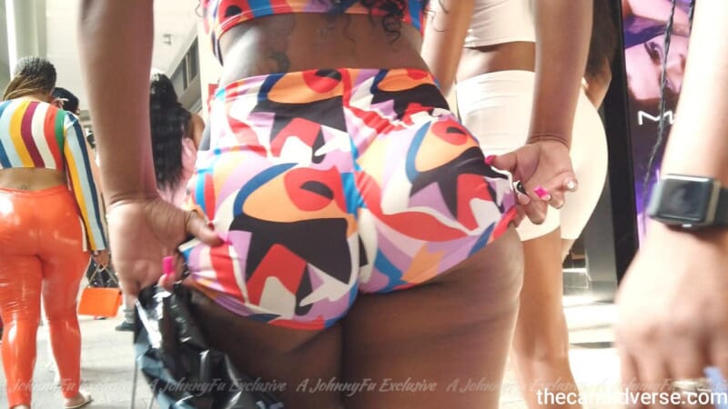 JF-025 Big Booty Baddie in Tight Ass Shorts